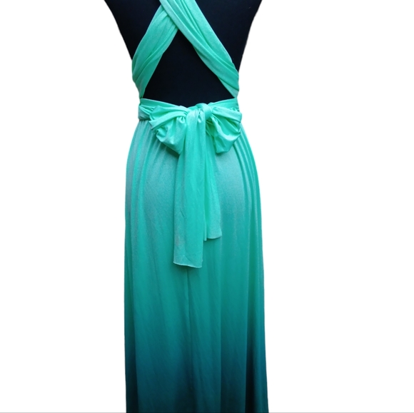 Dress - Picture 5 of 5